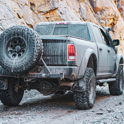 UltraSwing® Mega-Fit Spare Tire Hitch Mount | RiGd Supply