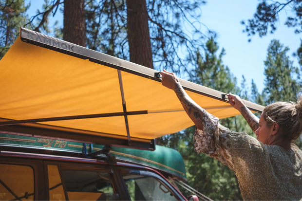 <h2>Lightweight Awnings</h2>